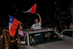 Chileans celebrate the triumph of the rejection of the 2022 constitutional process